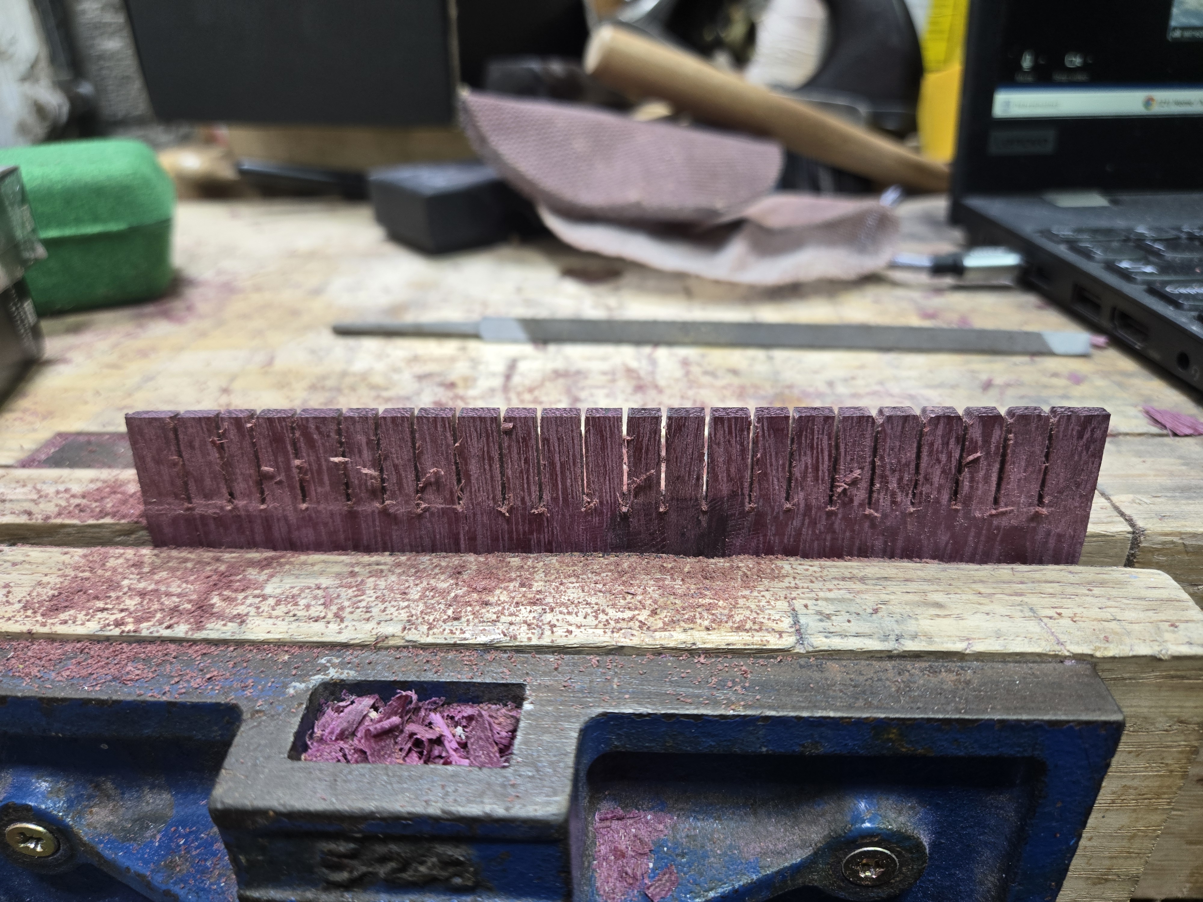 loom comb