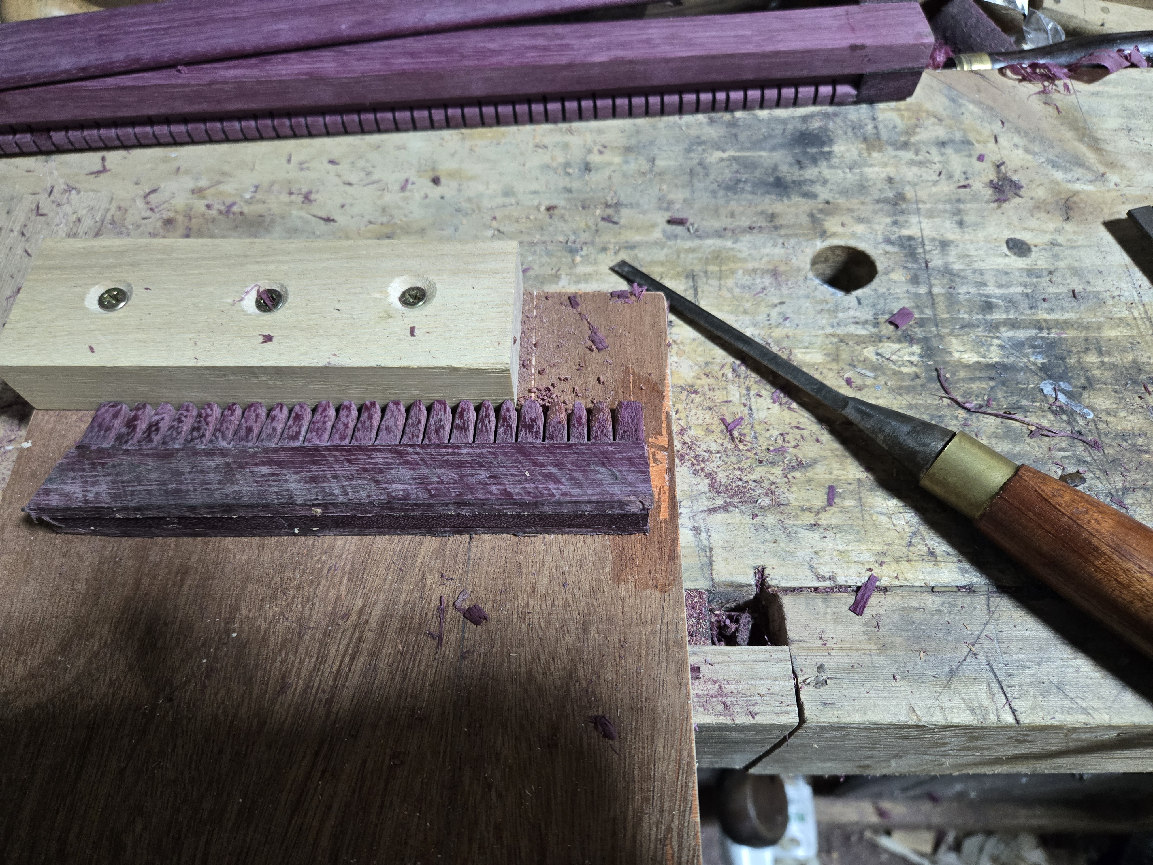 loom comb